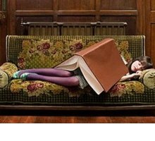 Libri da leggere sul divano: ecco i migliori