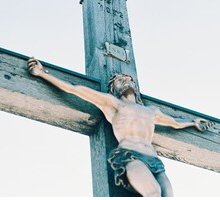 I.N.R.I.: cosa significa la scritta sulla Croce?