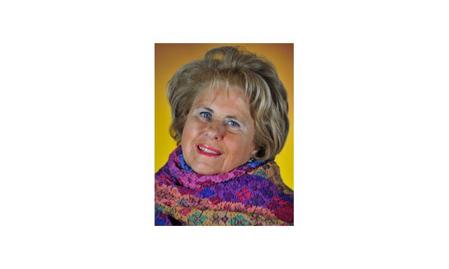 Intervista a Rosalba Perrotta, autrice di “All'ombra dei fiori di jacaranda”