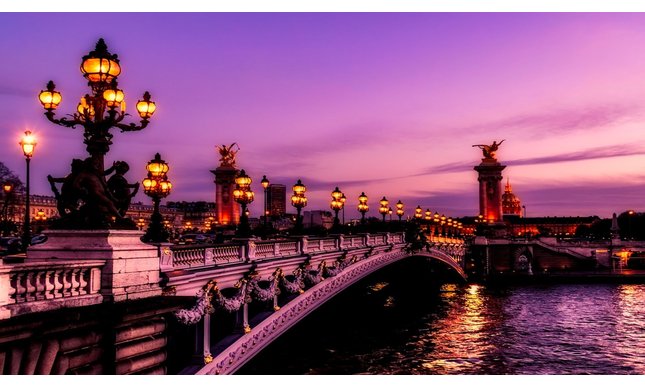 “Il ponte Mirabeau” di Guillaume Apollinaire: l'amore e il tempo in una poesia visiva