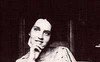 Una donna