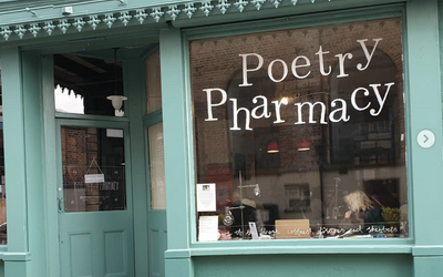 Curarsi con la poesia? In Inghilterra la prima ‘farmacia della poesia' al mondo