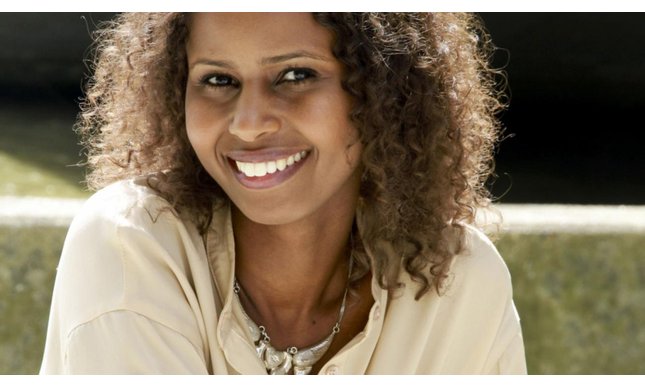Chi è Nadifa Mohamed, la scrittrice finalista al Booker Prize 2021