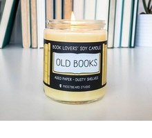 Candele letterarie: il profumo di libri in una candela