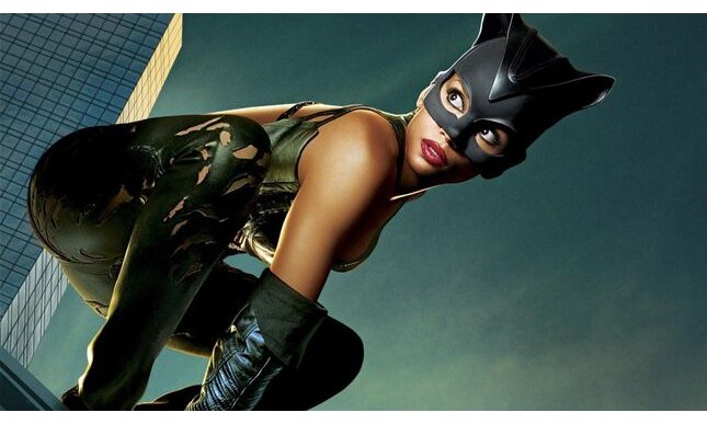 Catwoman: trama e trailer del film stasera in tv
