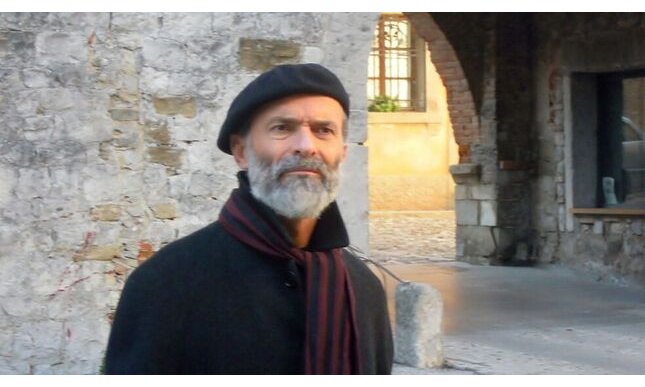 Intervista a Gëzim Hajdari: la poesia, l'impegno, l'esilio