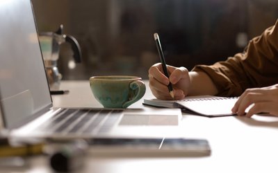 9 libri recensiti da scrittori su Tuttolibri e Robinson