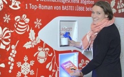 Regali di Natale indesiderati? E se ci fossero distributori che donano libri per sostituirli?