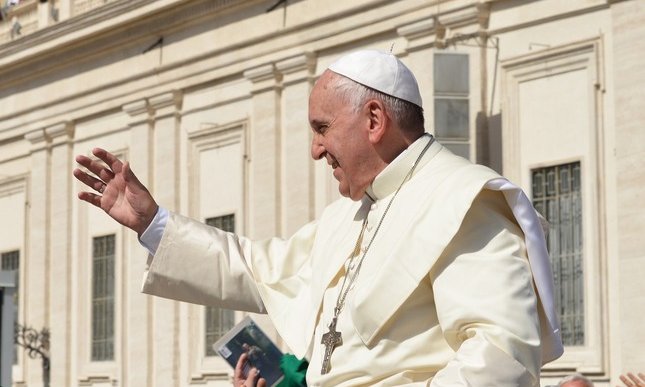 Papale papale: significato e quando si usa