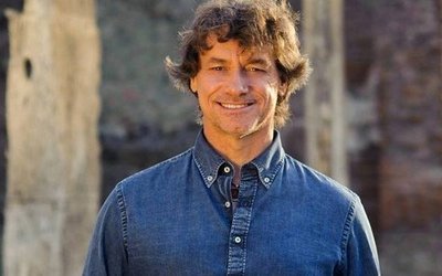 Stasera in tv Meraviglie, Un viaggio nel genio: da Roma a Mantova con Alberto Angela