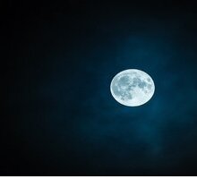 La Luna: un percorso interdisciplinare tra filosofia, storia, letteratura, arte e scienze