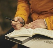 Innanzitutto o innanzi tutto: come si scrive?