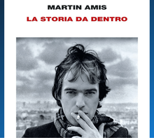 Martin Amis: esce oggi la sua autobiografia postuma “Storia da dentro”