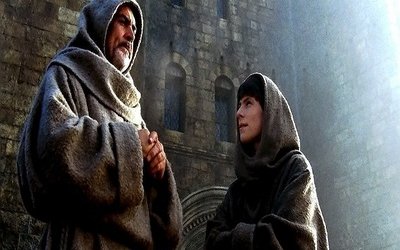 Il Nome della Rosa: data di uscita, trama e cast della serie basata sul romanzo di Eco