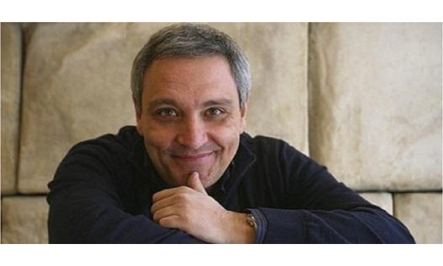 Esce il nuovo romanzo di Maurizio de Giovanni, in edicola con il Corriere della Sera 