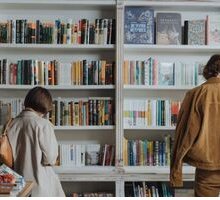 Il Paese che ti paga per leggere: bastano 15 minuti al giorno (ed è il sogno di ogni booklover)