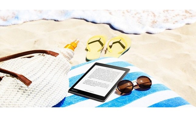 Leggere in spiaggia: 5 gadget di cui hai davvero bisogno