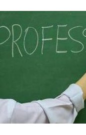 Maschi “asini” a scuola, colpa delle troppe insegnanti donne? Lo studio dell'Ue