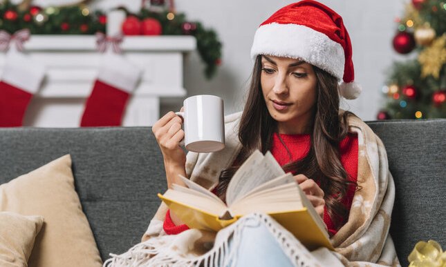 Cosa regalare a Natale a un lettore? Idee regalo per gli amanti dei libri