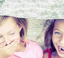 10 barzellette per bambini per ridere con mamma e papà