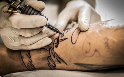 Tatuaggi letterari: ecco alcune idee originali per gli amanti dei libri