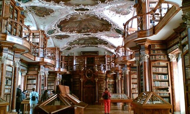 La Biblioteca di San Gallo che ispirò “Il nome della rosa” di Umberto Eco 
