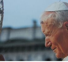 Centenario nascita Papa Giovanni Paolo II: 10 libri per conoscerne la storia