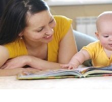 Bolzano: con Bookstart il comune regala libri a ogni bebè 
