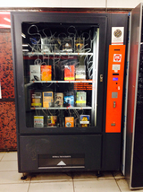 Distributore automatico di libri: in vendita il cibo per la mente