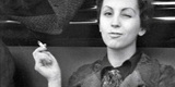 Chi era Gerda Taro, la ragazza con la Leica del libro che ha vinto il Premio Strega